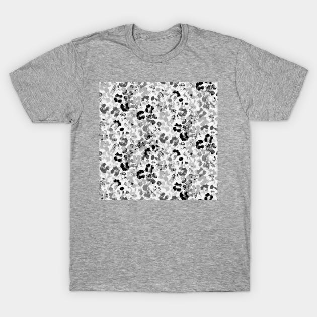 Gray Splashed Flowers T-Shirt by Carolina Díaz